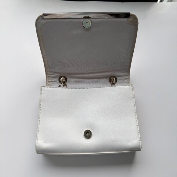 Aldo White Quilted Crossbody Purse with Gold Chain - Picture 6 of 16